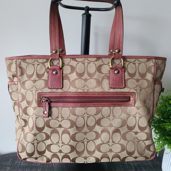 Coach Vintage Special Edition Signature Suede & Leather Handbag #7066 - Picture 10 of 15